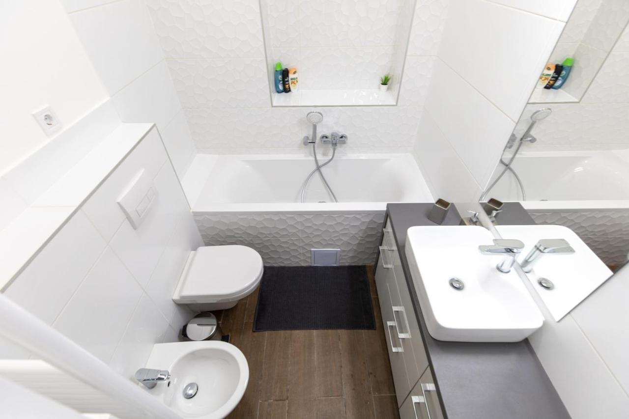 בודפשט A37 Awesome Apartments מראה חיצוני תמונה